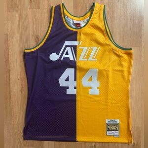 Pete “Pistol” Maravich Jersey!
